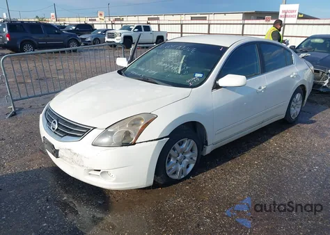 2012 Nissan Altima 2.5 S z USA, uszkodzony, nr VIN 1N4AL2AP4CC212394
